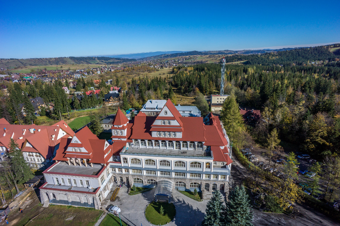GERARD Heritage Spanish Red Heritage Spanish red, Poland, Zakopane hospital