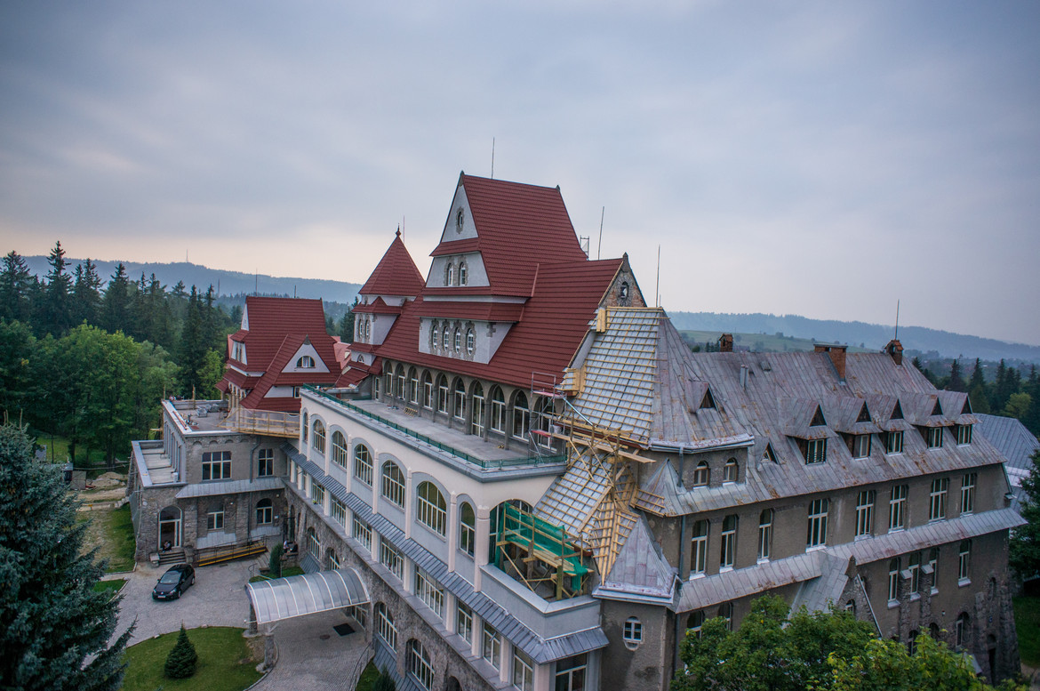 GERARD Heritage Spanish Red Heritage Spanish red, Poland, Zakopane hospital